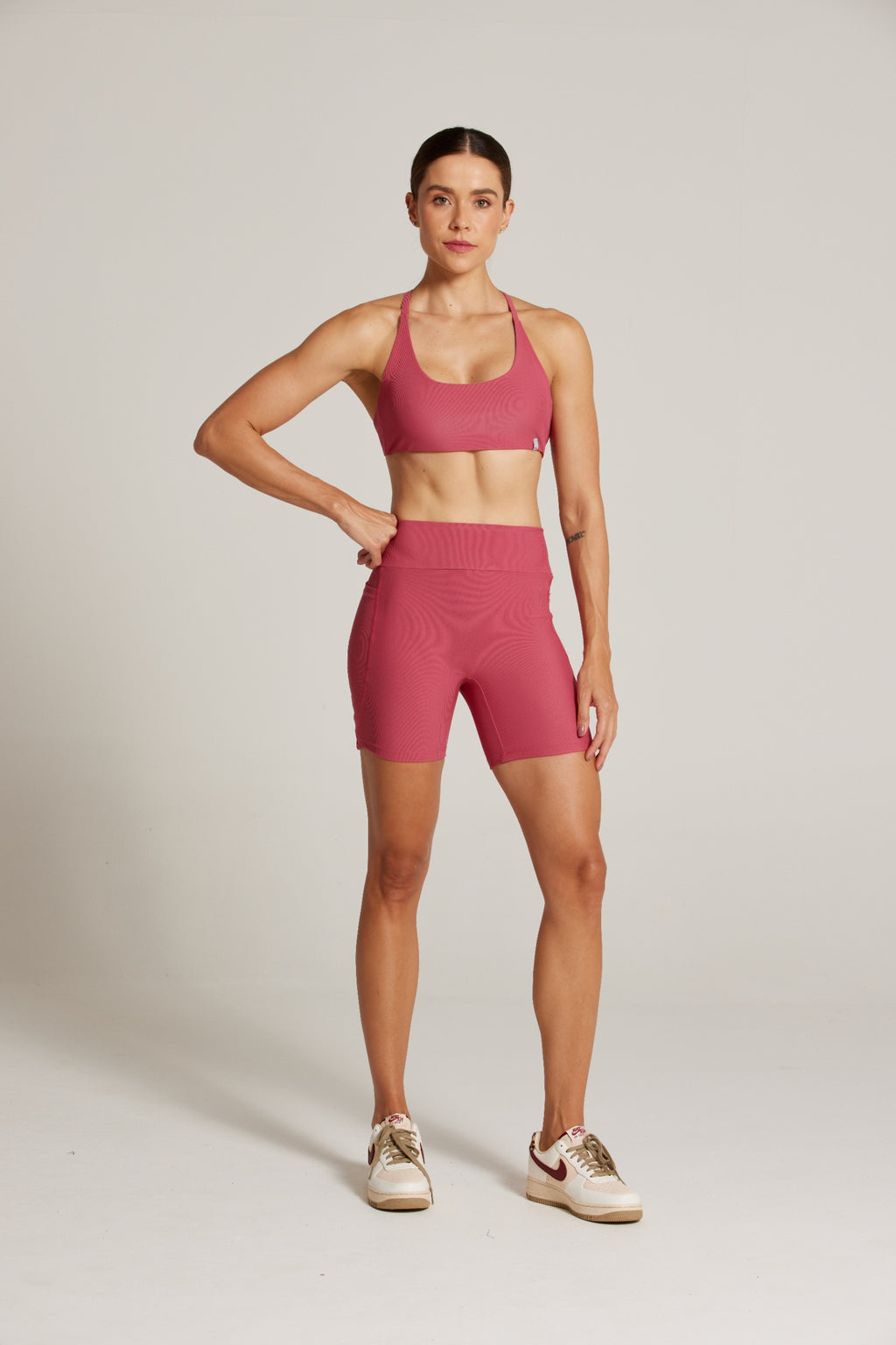 SHORT CANELADO COM BOLSO LIVING TX