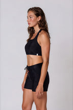 SHORT COM BOLSO PEACE ATK