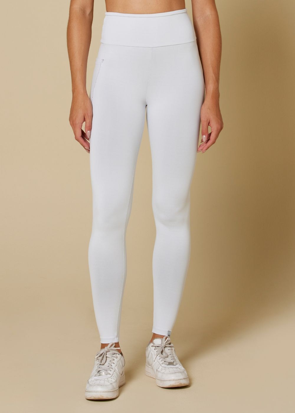 CALÇA LEGGING BLACKOUT COM BOLSO