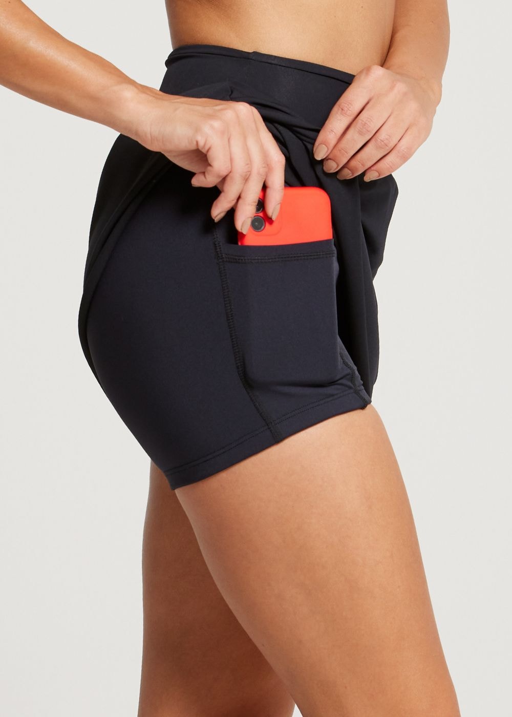 SAIA SHORT WELNESS